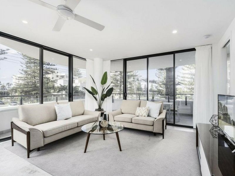 101/95 Old Burleigh Road, Broadbeach QLD 4218