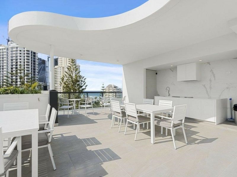 101/95 Old Burleigh Road, Broadbeach QLD 4218
