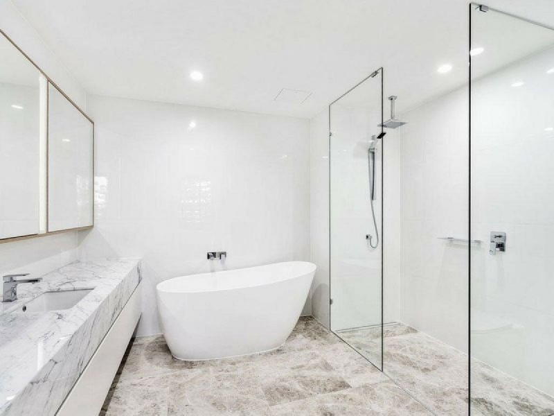 101/95 Old Burleigh Road, Broadbeach QLD 4218