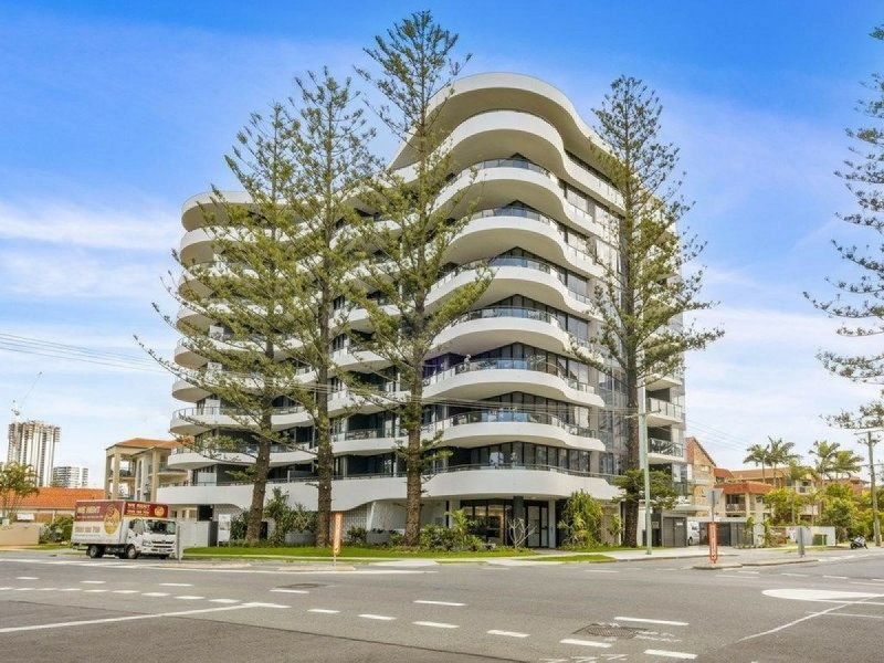 101/95 Old Burleigh Road, Broadbeach QLD 4218