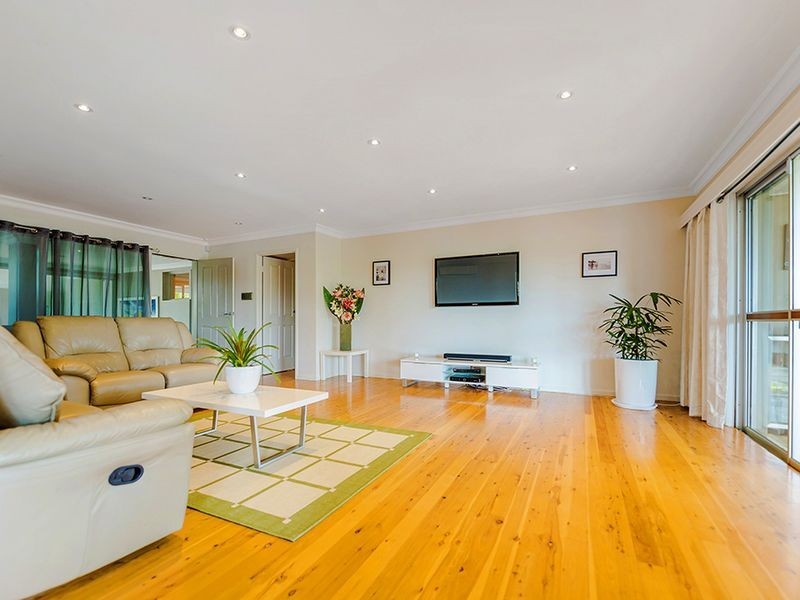 86 Gibraltar Drive, Isle Of Capri QLD 4217