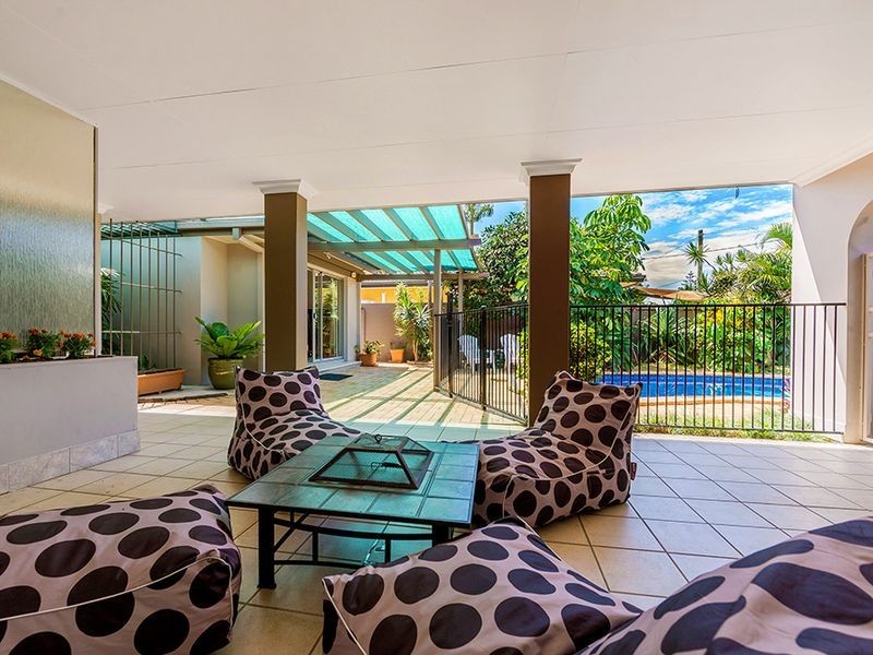 86 Gibraltar Drive, Isle Of Capri QLD 4217