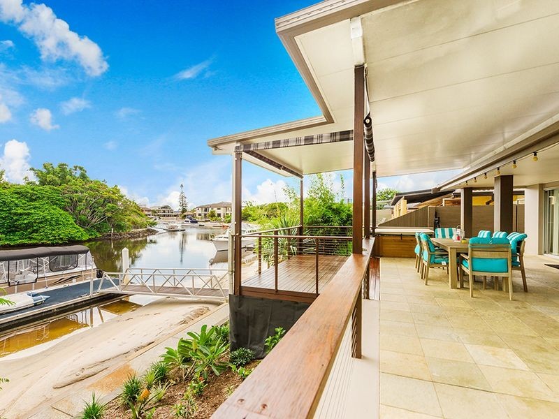 86 Gibraltar Drive, Isle Of Capri QLD 4217