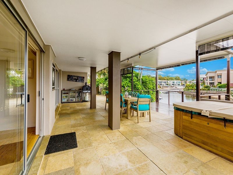 86 Gibraltar Drive, Isle Of Capri QLD 4217