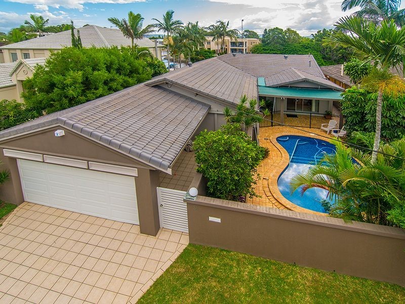 86 Gibraltar Drive, Isle Of Capri QLD 4217