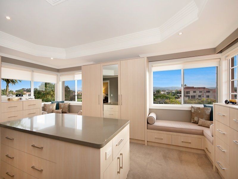 43 Meadowlake Drive, Carrara QLD 4211