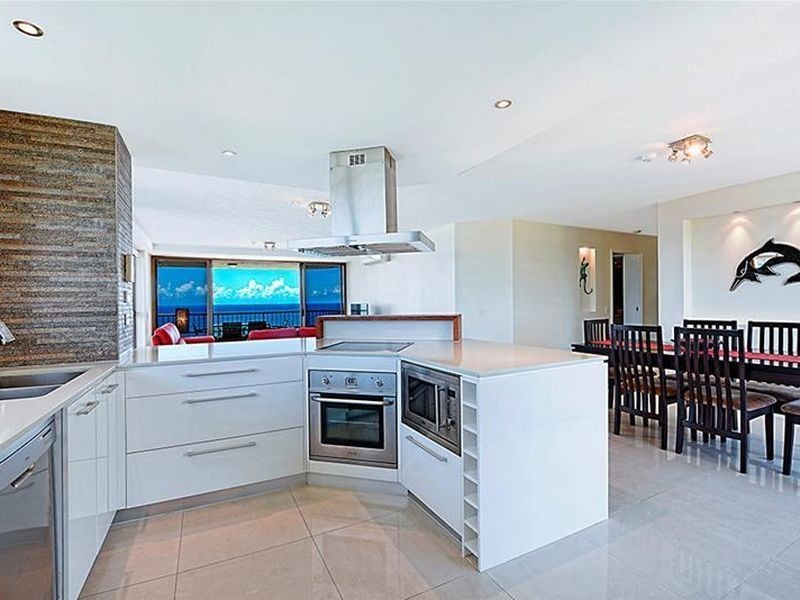 40/3534 Main Beach Parade, Main Beach QLD 4217