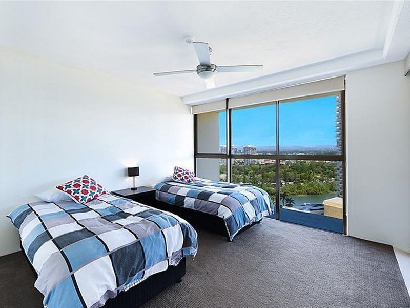 40/3534 Main Beach Parade, Main Beach QLD 4217