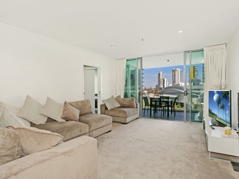 1511/33 T E Peters Drv, Broadbeach Waters QLD 4218