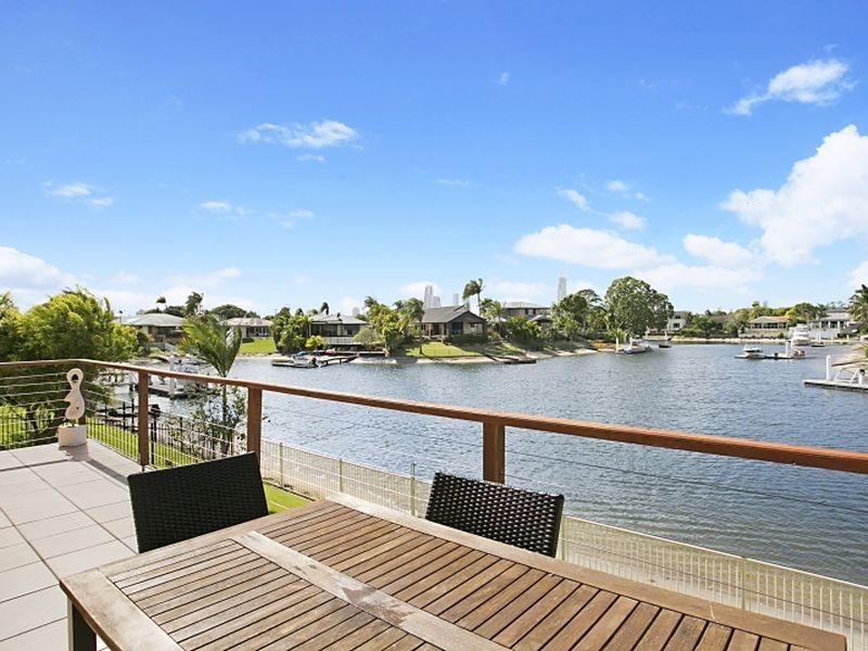 161 Campbell Street, Sorrento QLD 4217