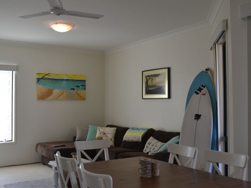 8/5 Ewart Street, Burleigh Heads QLD 4220