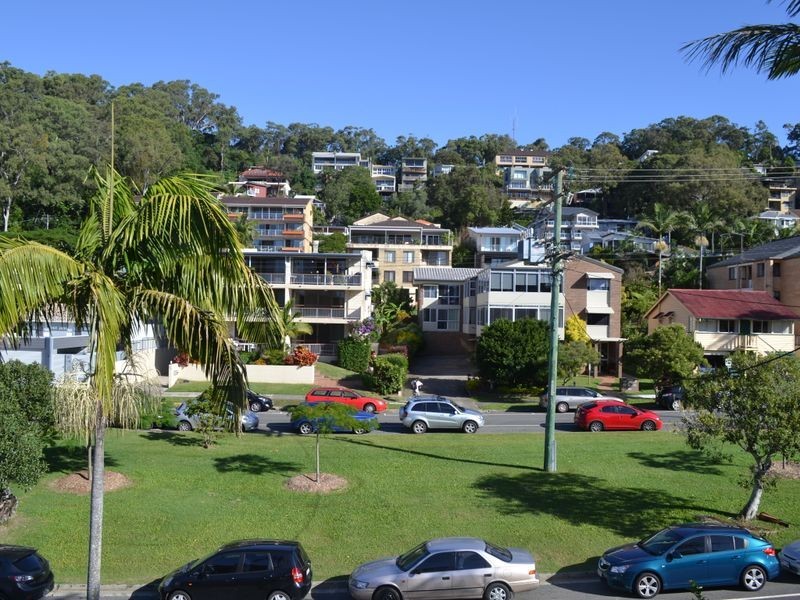 8/5 Ewart Street, Burleigh Heads QLD 4220