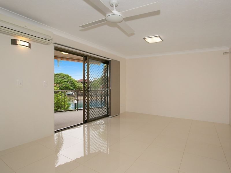 1/33 Surfers Avenue, Mermaid Waters QLD 4218