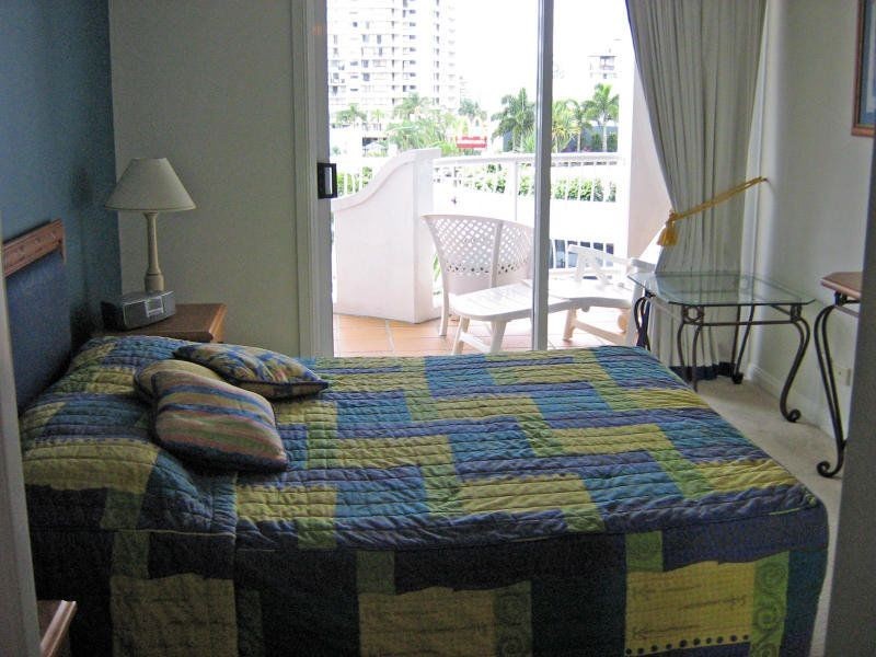 1407/90 Surf Parade, Broadbeach QLD 4218