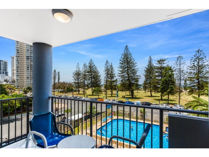9/155 Old Burleigh Road, Broadbeach QLD 4218