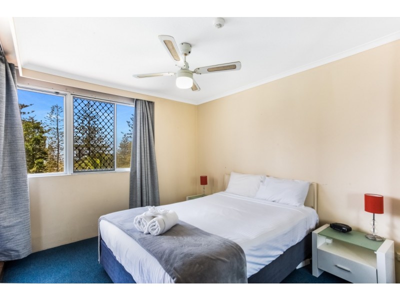 9/155 Old Burleigh Road, Broadbeach QLD 4218