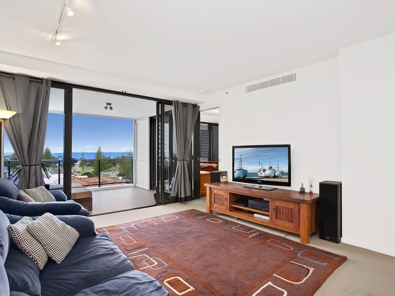 603 Ultra 14 George Avenue, Broadbeach QLD 4218