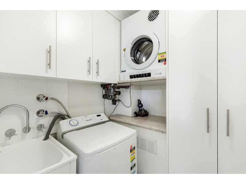 3/220 Surf Parade, Surfers Paradise QLD 4217