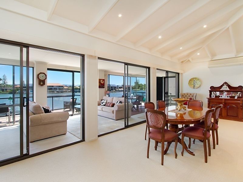 20 Sunset Boulevard, Surfers Paradise QLD 4217