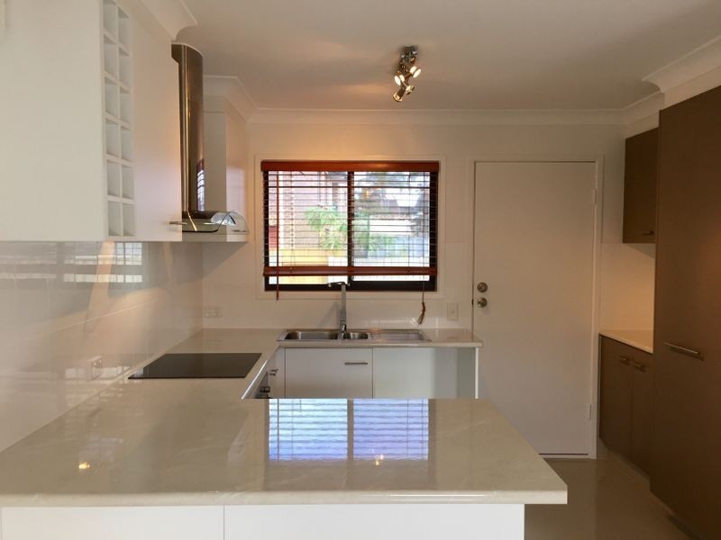 3/121 Sunshine Boulevard, Mermaid Waters QLD 4218
