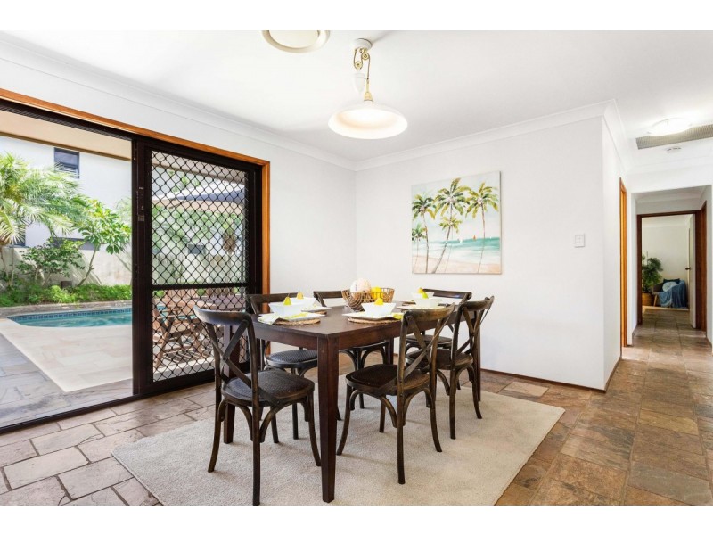 28 Daimler Drive, Bundall QLD 4217