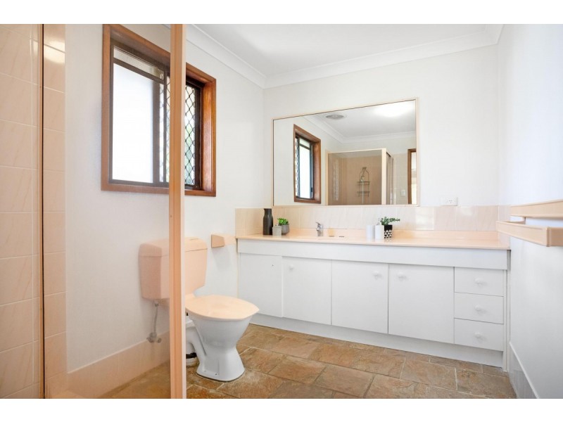 28 Daimler Drive, Bundall QLD 4217