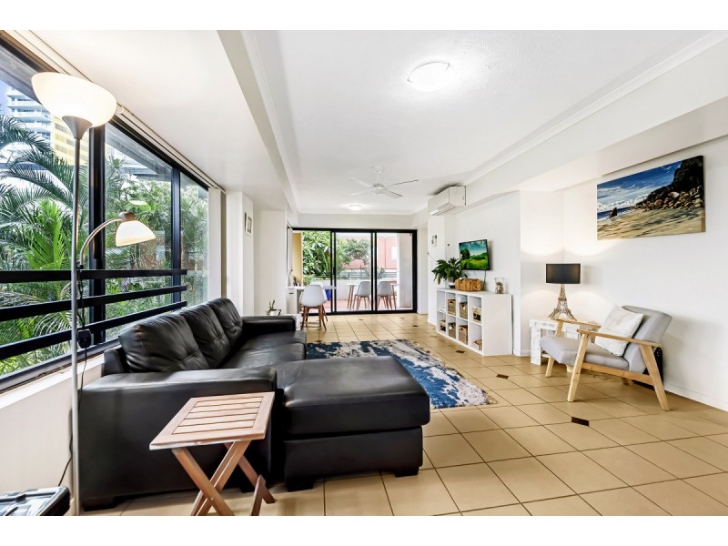 4/10 Albert Avenue, Broadbeach QLD 4218