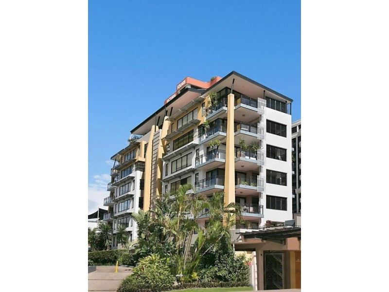 4/10 Albert Avenue, Broadbeach QLD 4218