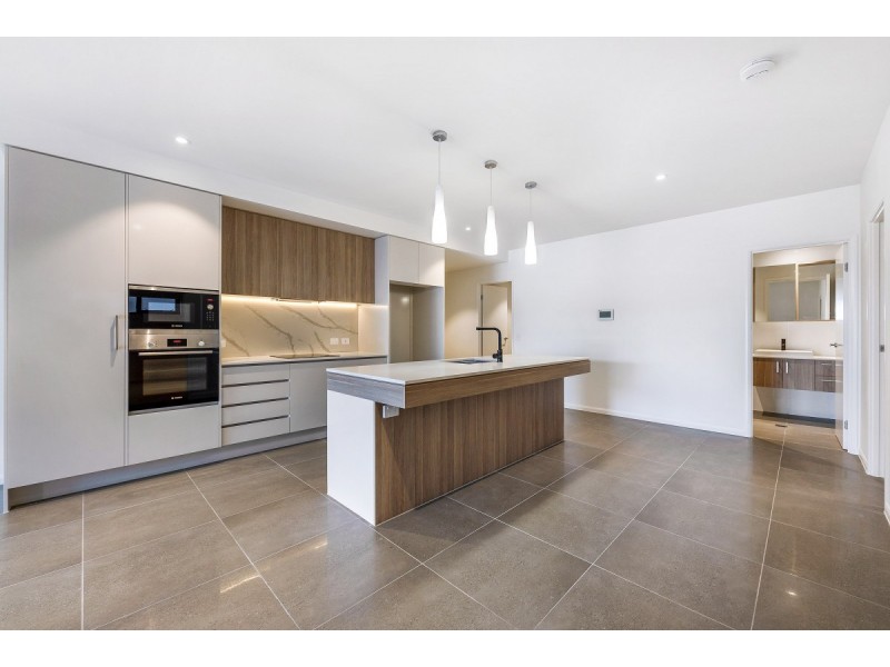 104/601 Glades Drive, Robina QLD 4226