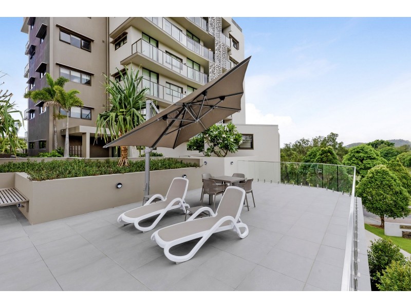 104/601 Glades Drive, Robina QLD 4226