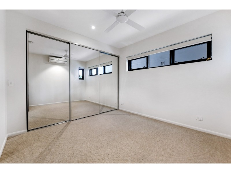 104/601 Glades Drive, Robina QLD 4226