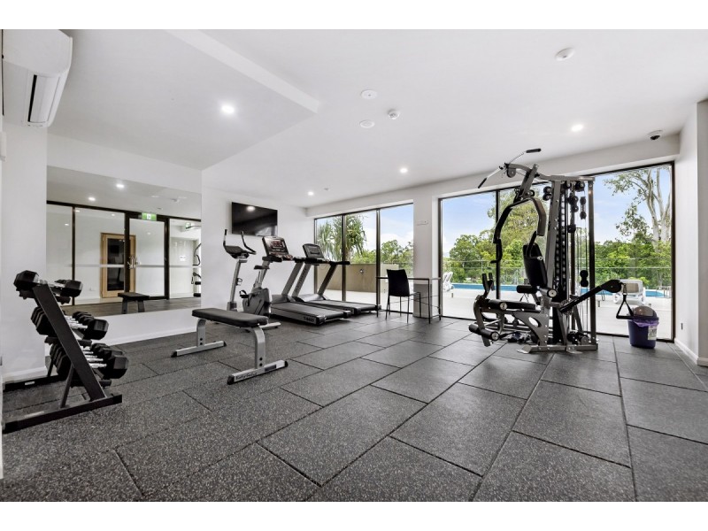 104/601 Glades Drive, Robina QLD 4226