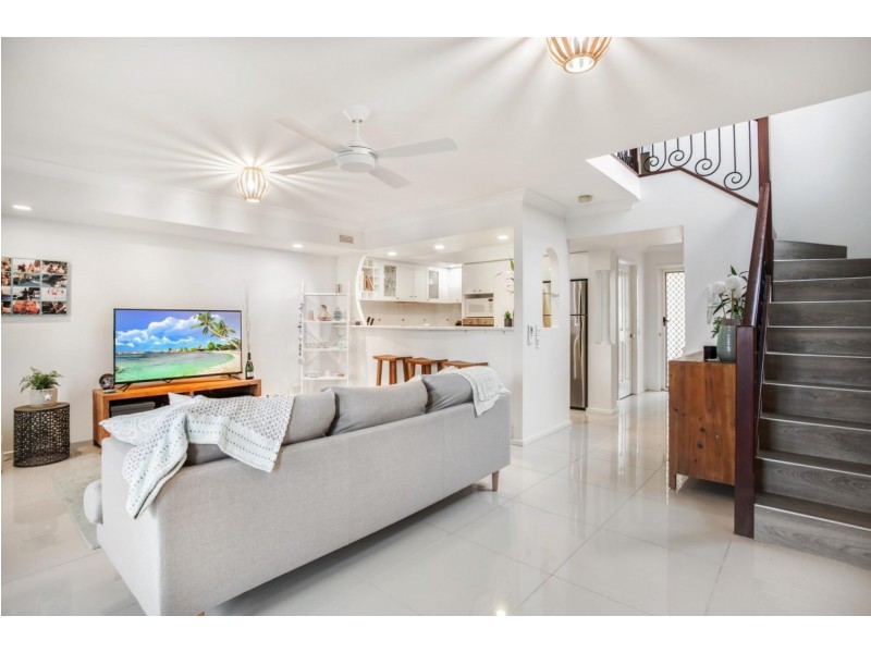 2301/22-34 Glenside Drive, Robina QLD 4226