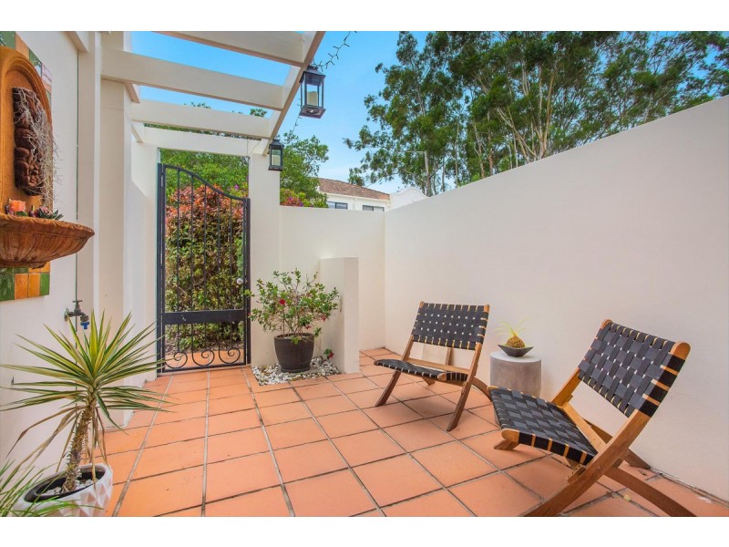 2301/22-34 Glenside Drive, Robina QLD 4226