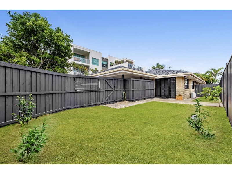 1/2308 Gold Coast Highway, Mermaid Beach QLD 4218
