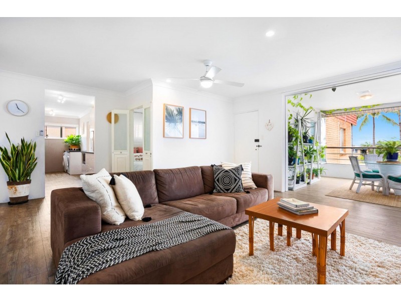 4/23 Watson Esplanade, Surfers Paradise QLD 4217