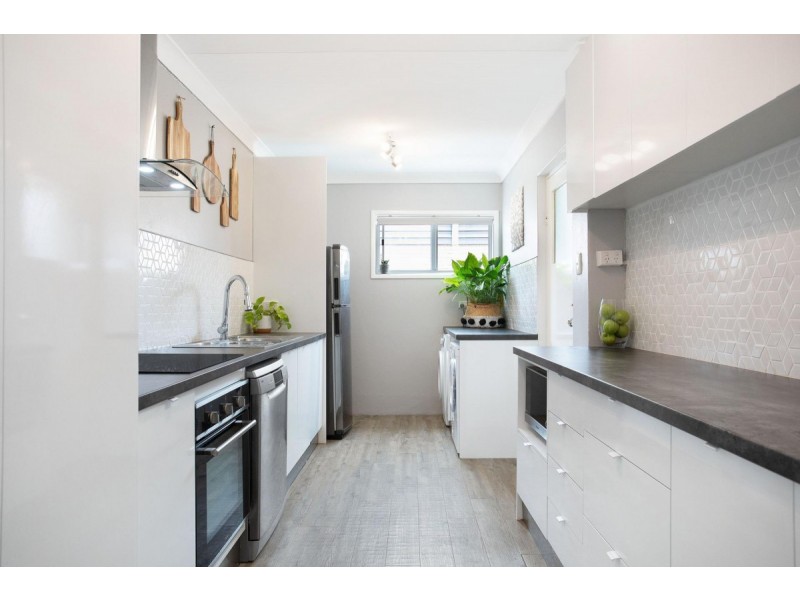 4/23 Watson Esplanade, Surfers Paradise QLD 4217