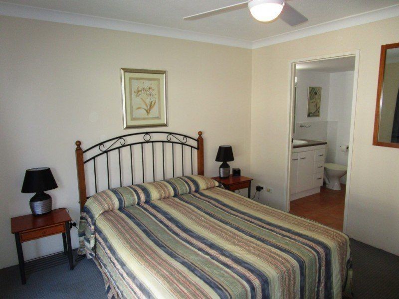 12/117 Old Burleigh Road, Broadbeach QLD 4218