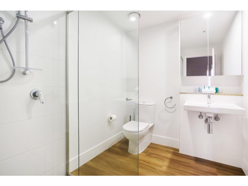 32/2729-2733 Gold Coast Highway, Broadbeach QLD 4218