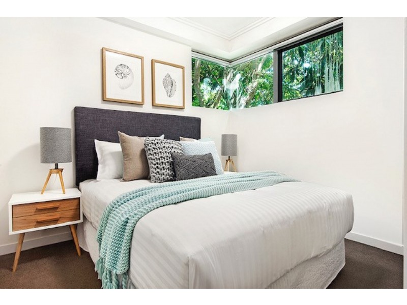 5/6 Miami Key, Broadbeach Waters QLD 4218