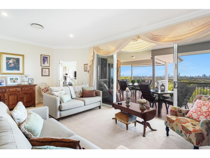 50 Woolmere Street, Carrara QLD 4211