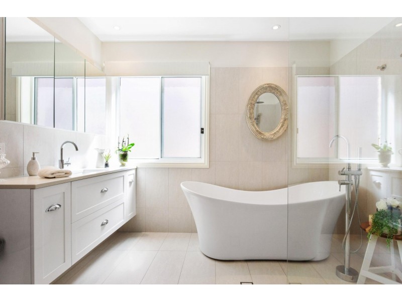 50 Woolmere Street, Carrara QLD 4211