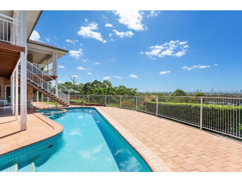 50 Woolmere Street, Carrara QLD 4211