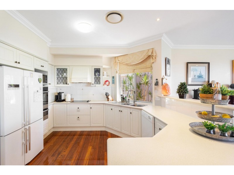 50 Woolmere Street, Carrara QLD 4211