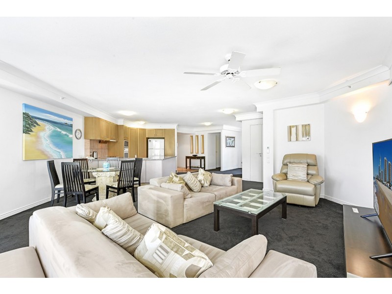 4/100 Old Burleigh Road, Broadbeach QLD 4218