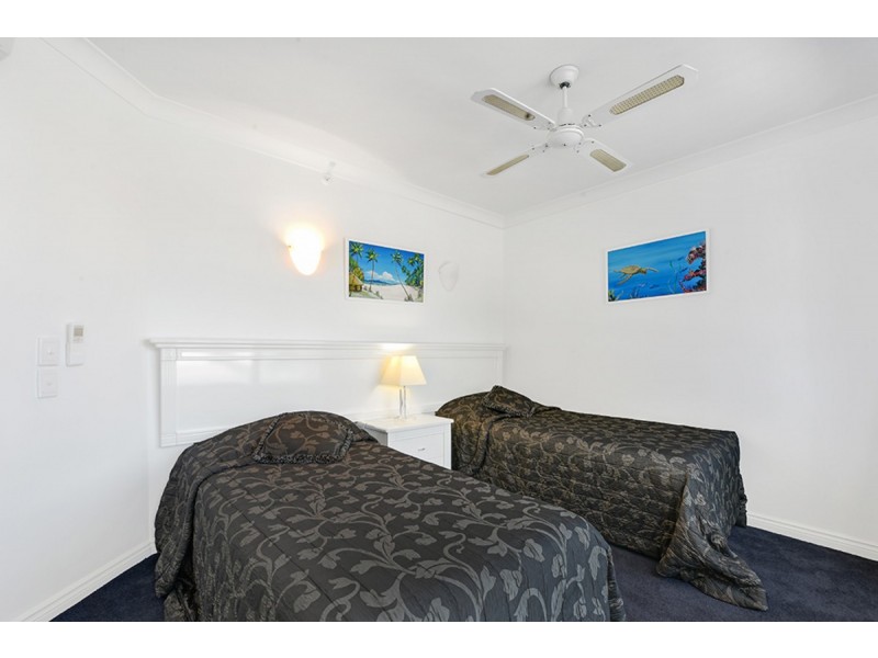 4/100 Old Burleigh Road, Broadbeach QLD 4218