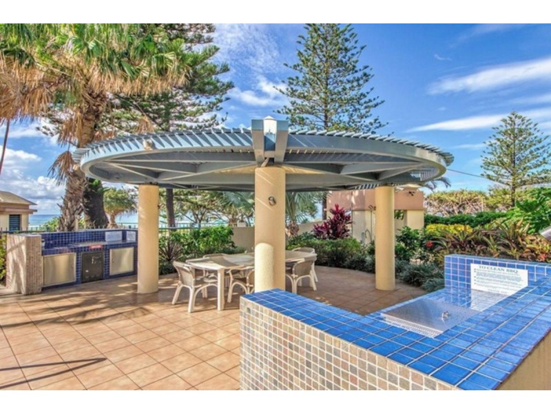 4/100 Old Burleigh Road, Broadbeach QLD 4218