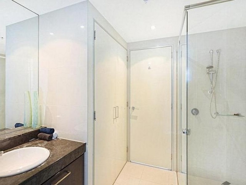 1102/4 Wahroonga Place, Surfers Paradise QLD 4217