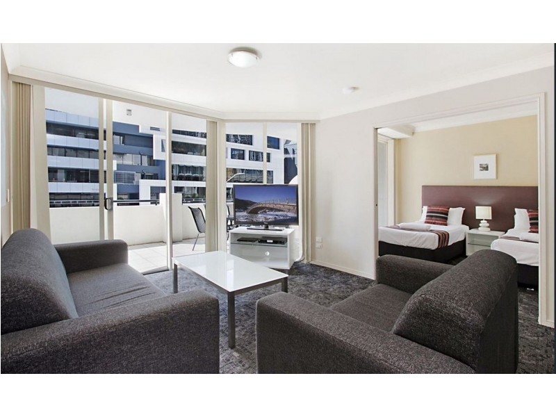 2025/23 Ferny Avenue, Surfers Paradise QLD 4217