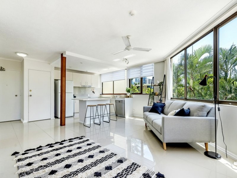 4/2916 Gold Coast Highway, Surfers Paradise QLD 4217